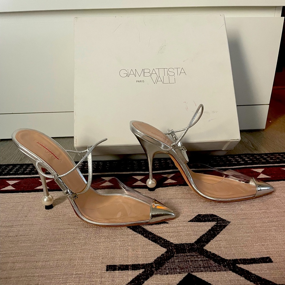 Giambattista Valli PVC pearl pumps